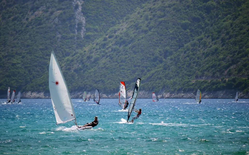May offer on Garda Lake